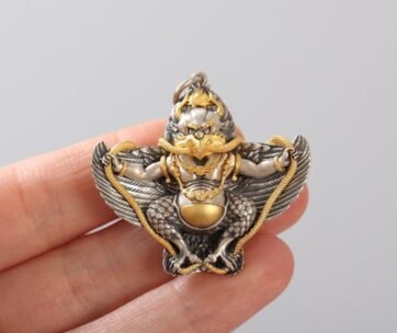 #111 Tibetan sofa silver-plated Peng bird pendant handmade Wenwan necklace pendant sweater chain pendant Tibetan