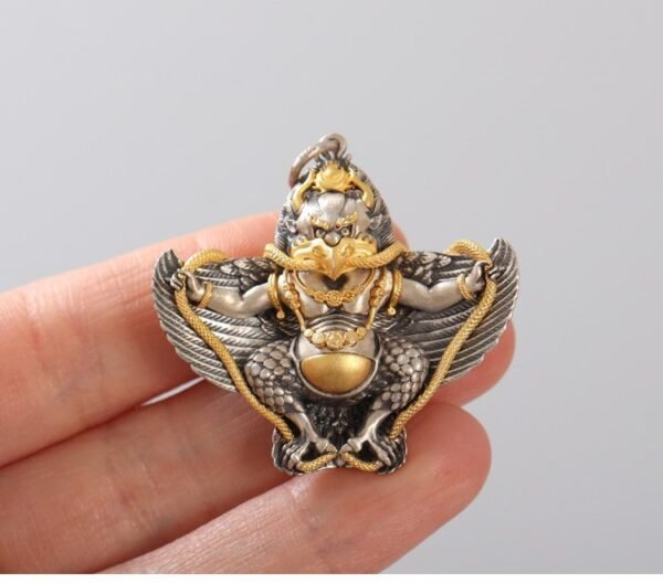 #111 Tibetan sofa silver-plated Peng bird pendant handmade Wenwan necklace pendant sweater chain pendant Tibetan